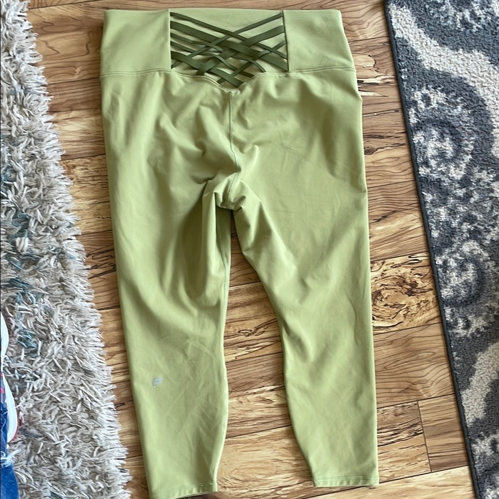 Boost PowerHold® High-Waisted 7/8 Legging  Olive Green Women's Leggings - Picture 9 of 11